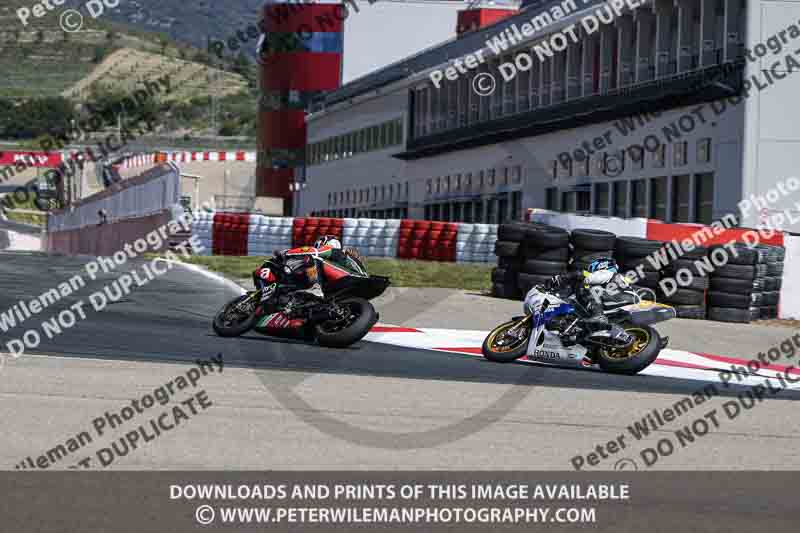 cadwell no limits trackday;cadwell park;cadwell park photographs;cadwell trackday photographs;enduro digital images;event digital images;eventdigitalimages;navarra;no limits trackdays;peter wileman photography;racing digital images;trackday digital images;trackday photos